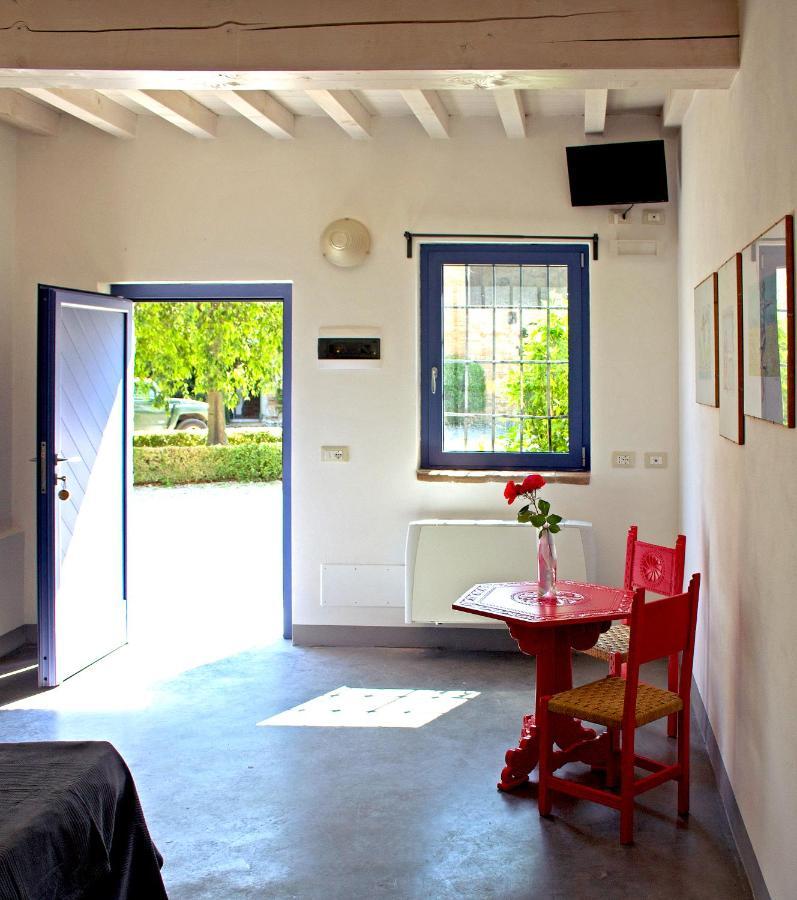 Corte La Volta Plaisance Extérieur photo